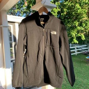 Men’s Medium North Face Jacket
